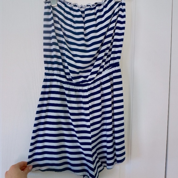 H&M striped romper - Picture 5 of 6